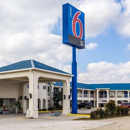 Motel 6 Seguin Tx Eksteriør billede