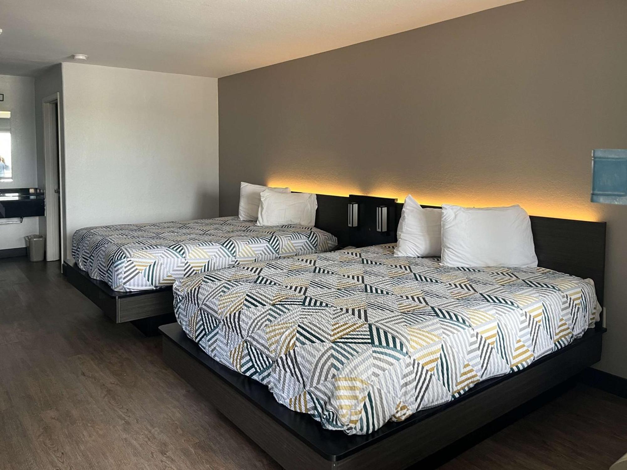 Motel 6 Seguin Tx Eksteriør billede