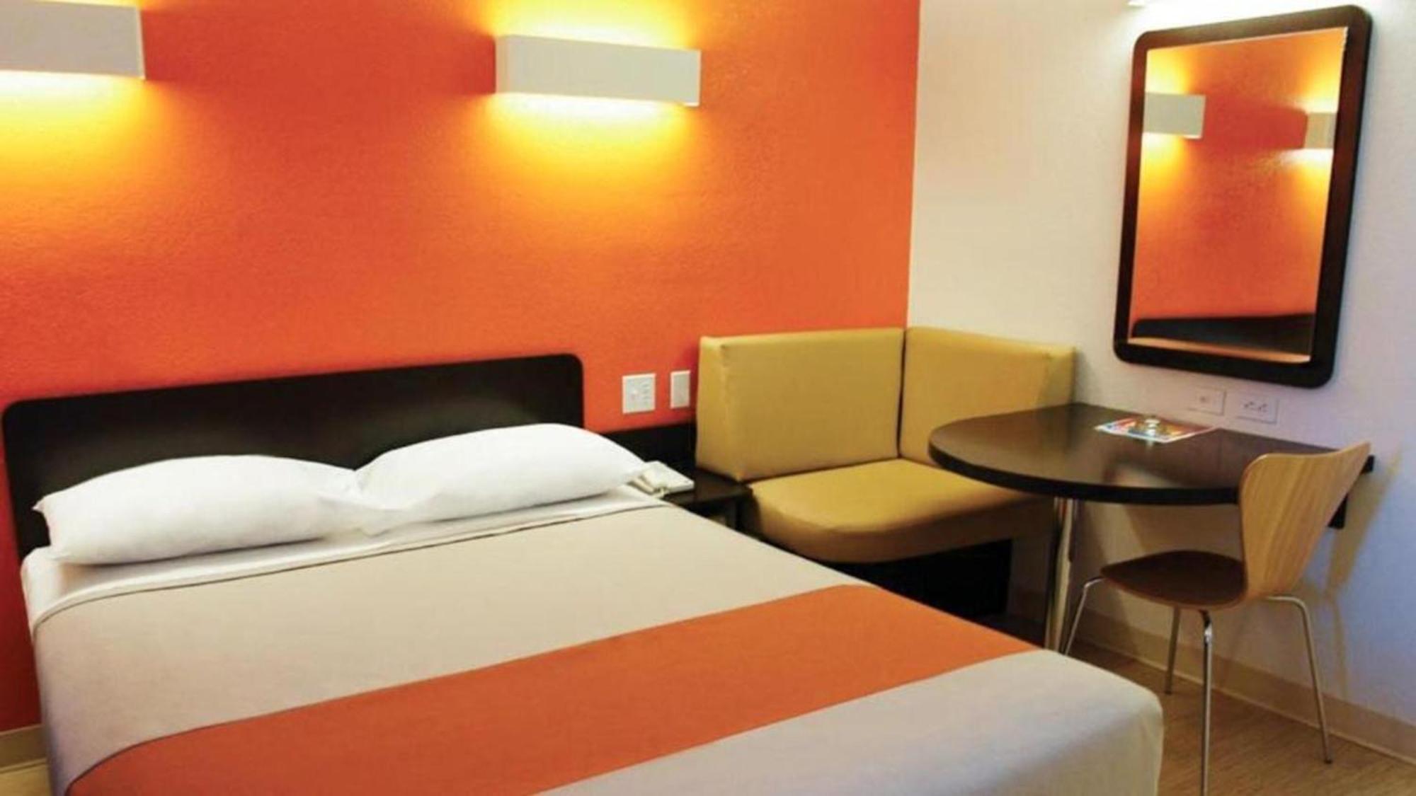 Motel 6 Seguin Tx Eksteriør billede