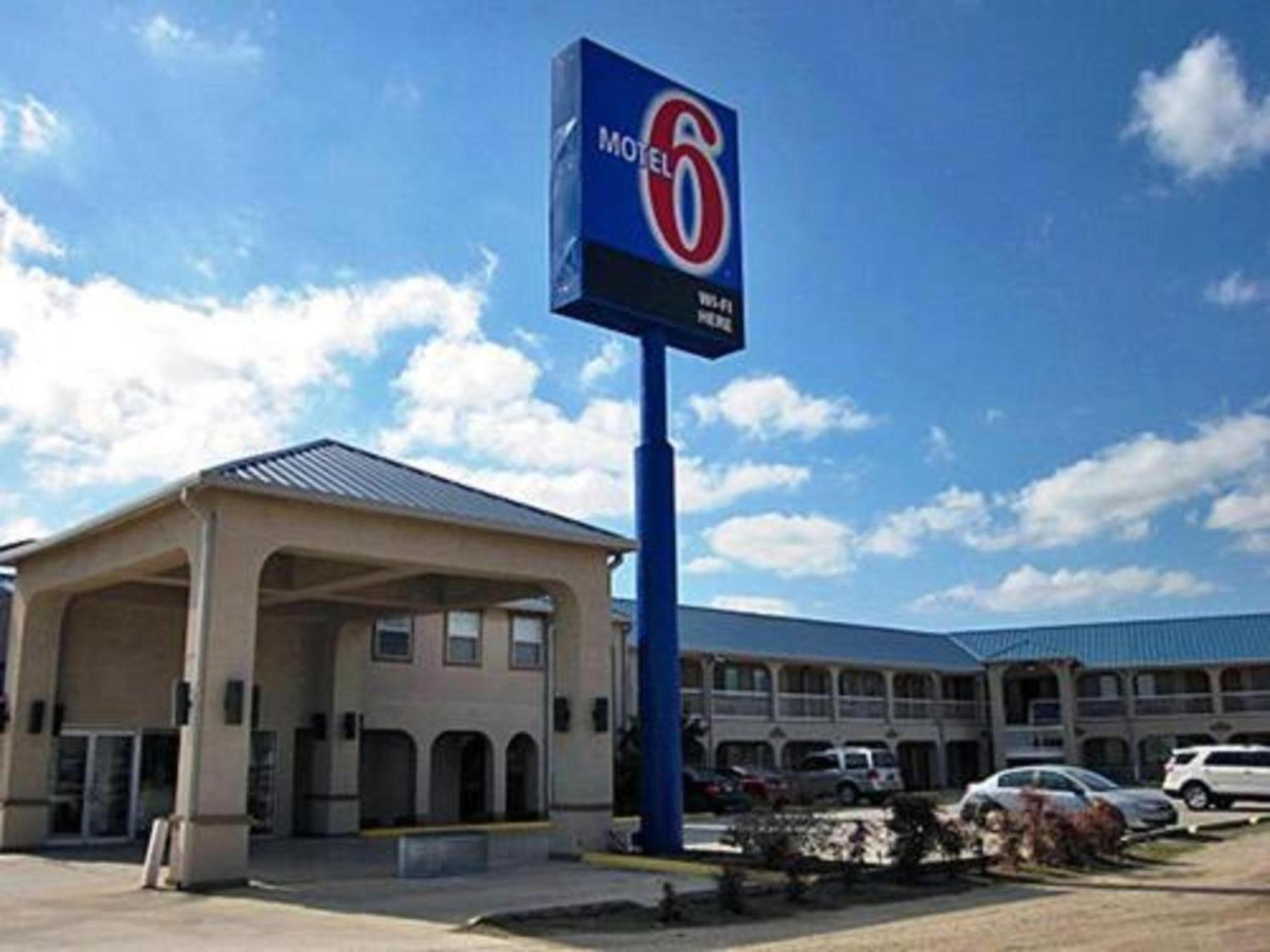 Motel 6 Seguin Tx Eksteriør billede